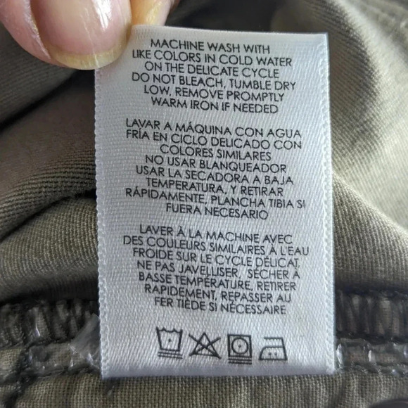 CAbi Women's Size 2 Ditsy Floral Skinny Jeans Green Stretchy Pants Style#5083 - Picture 7 of 11